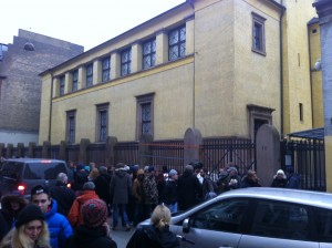 view of the synagogue (site of second shooting) Monday afternoon